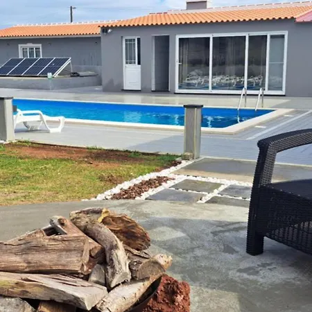 Апартаменты 3bl Retreat - Escape & Poolparty *