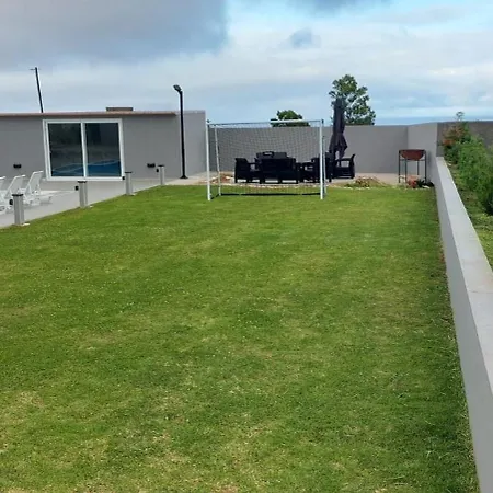 3bl Retreat - Escape & Poolparty Praia da Vitória