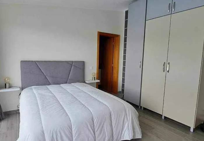 아파트 3bl Retreat - Escape & Poolparty Praia da Vitória