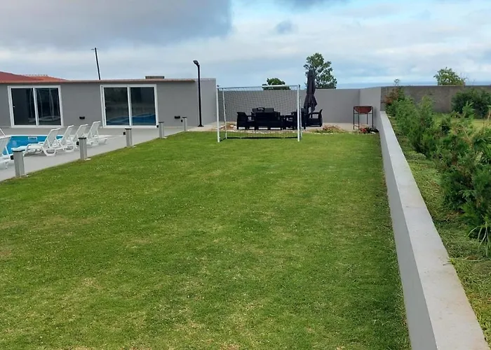 3bl Retreat - Escape & Poolparty Praia da Vitória